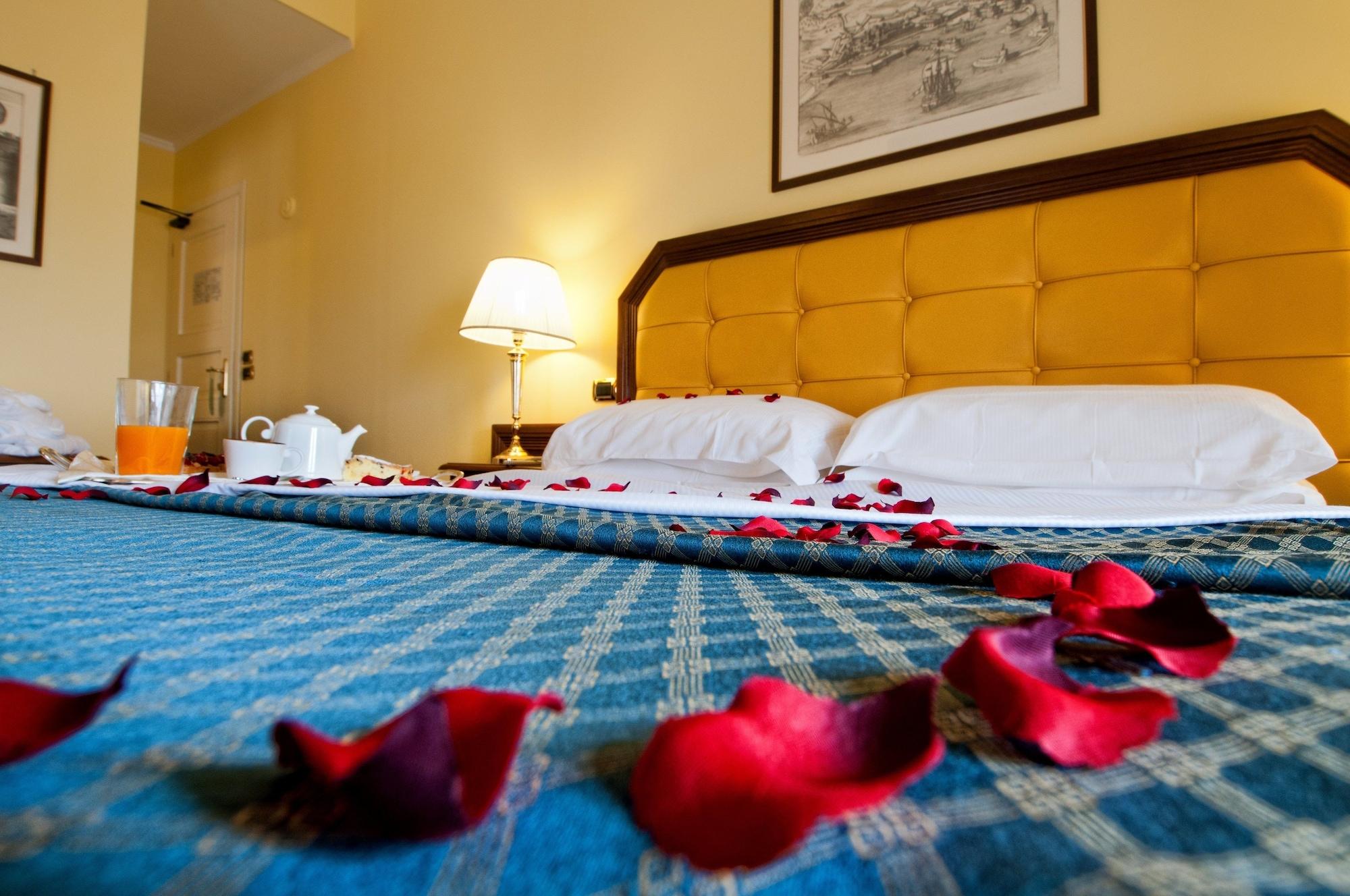 Hotel San Giorgio Чивитавеккья Экстерьер фото
