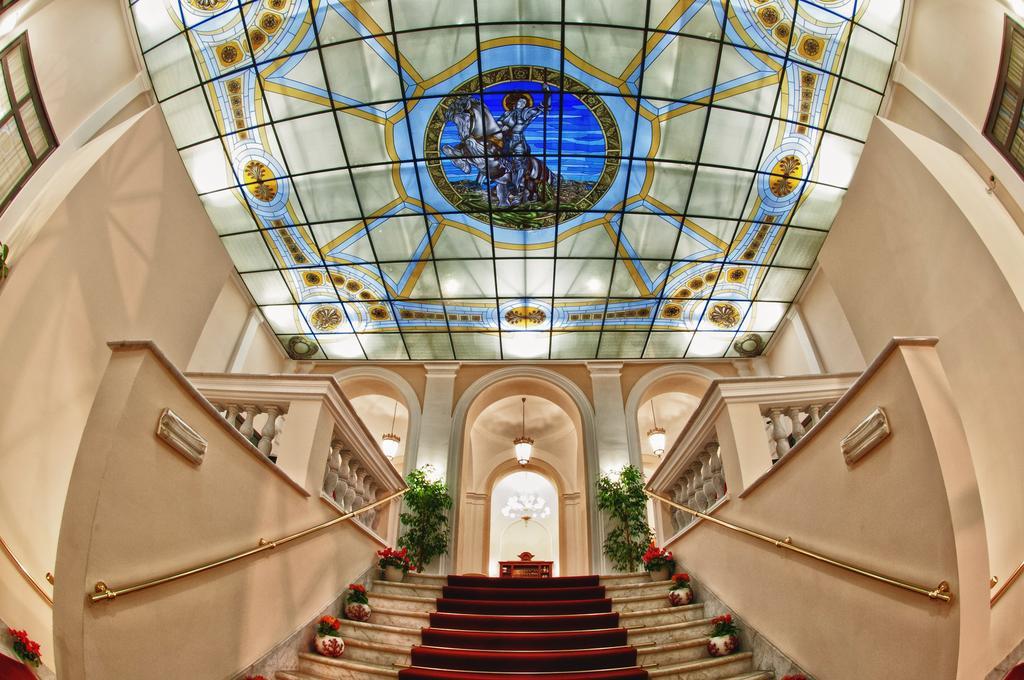 Hotel San Giorgio Чивитавеккья Интерьер фото