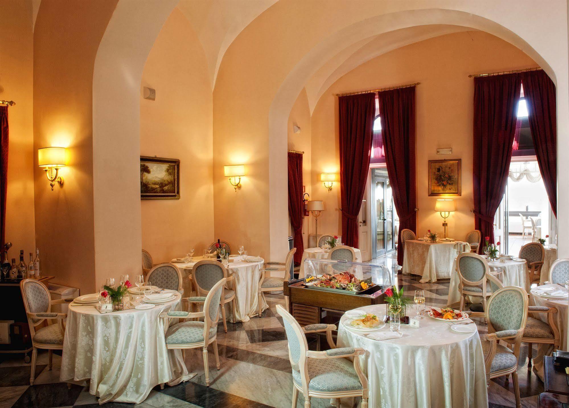 Hotel San Giorgio Чивитавеккья Экстерьер фото