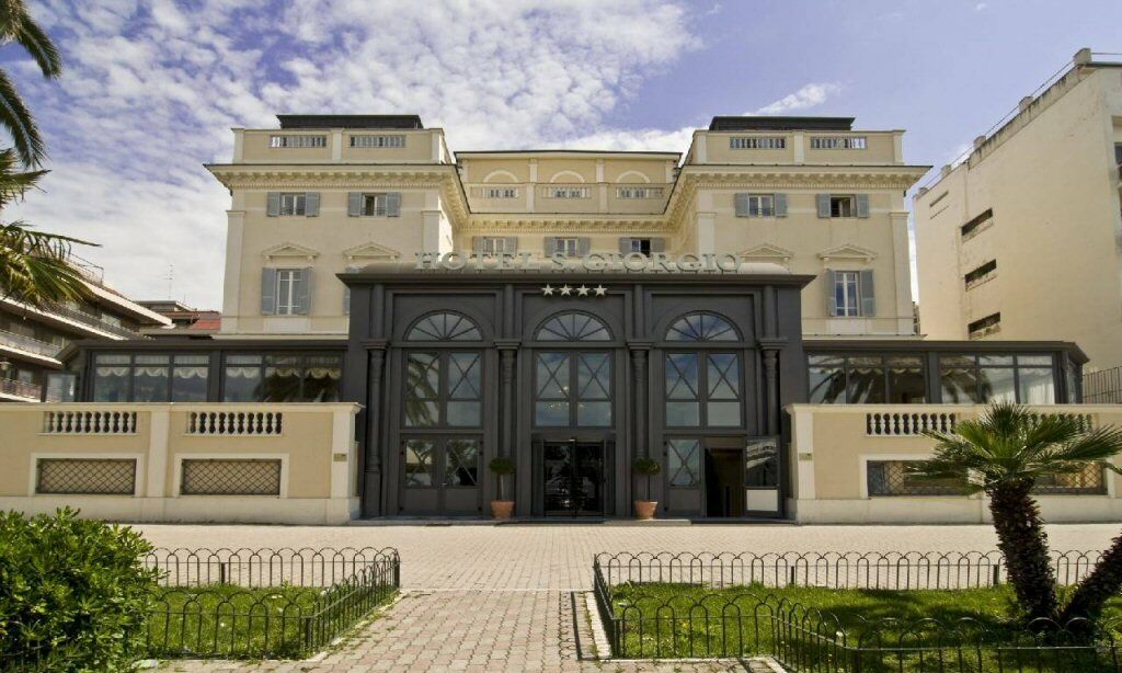 Hotel San Giorgio Чивитавеккья Экстерьер фото